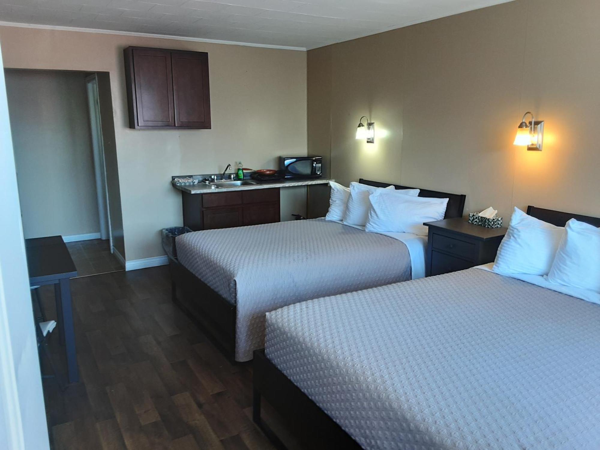 Berry'S Motel ทรูโร ภายนอก รูปภาพ