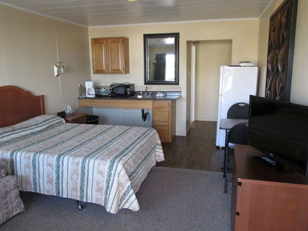 Berry'S Motel ทรูโร ภายนอก รูปภาพ